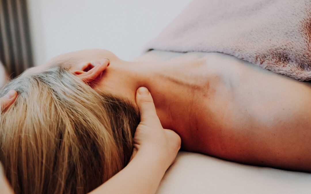 Skulder- og nakkespændinger – kroppens stressbarometer